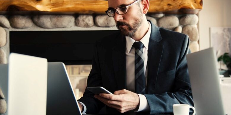 guy-who-looks-like-ryan-renolds-working-from-home Common Law Firm Billing Methods